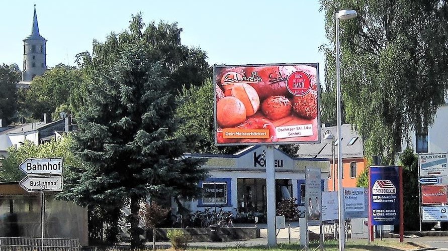 LED-Outdoor-Werbedisplay im Stadtzentrum